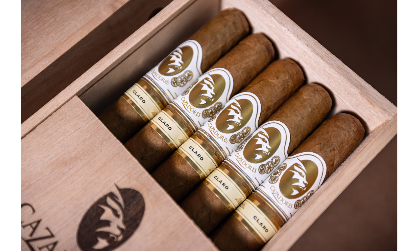 La-Aurora-Announces-Two-New-Additions-to-the-Cazadores-Line.F