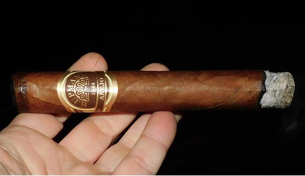 Xi-Ga-H.Upmann-1844-Anejo-Toro-Hop-25-Dieu.18